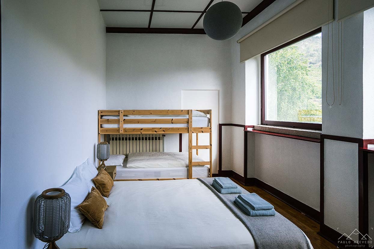 Loriga Hostel