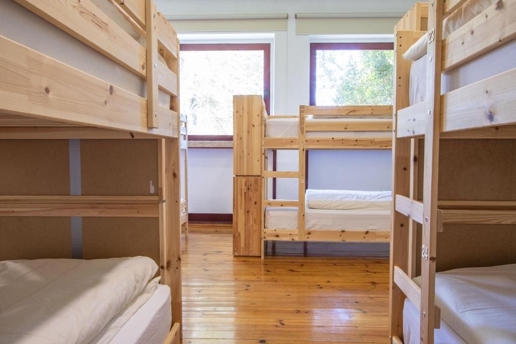 Loriga Hostel