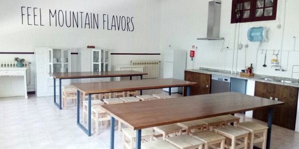 Loriga Hostel