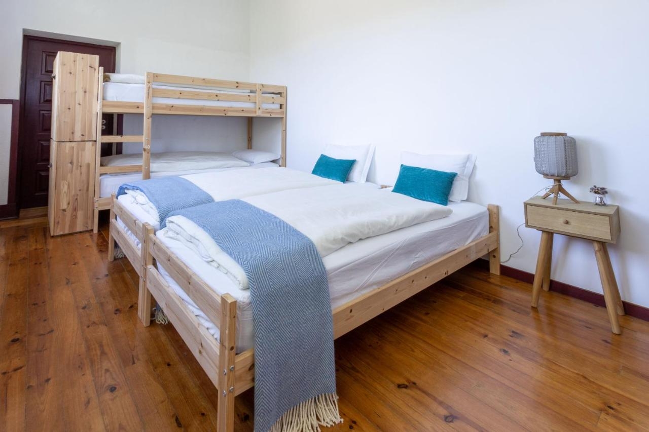 Loriga Hostel